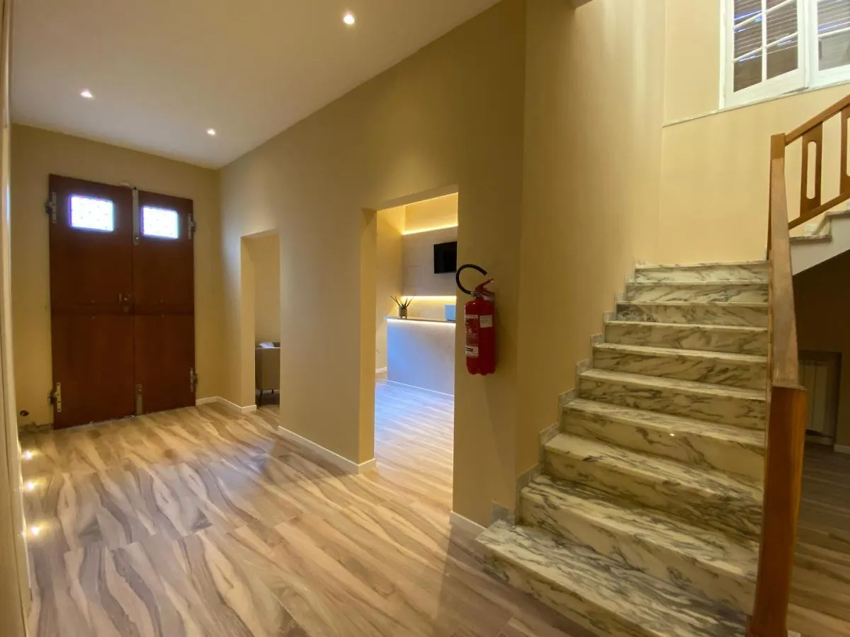 Harmony House Prestige Panzió Pisa